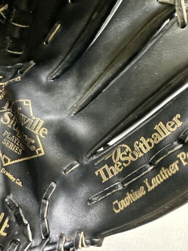 Louisville Slugger The Softballer 13.5" Softball Glove Right Handed Throw HBG9 - Picture 2 of 12