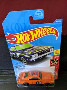 General Lee Dukes of Hazzard 69 Dodge Charger 500 .. custom Hot Wheels 01 .