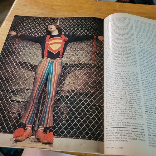 JUNE 21 1971 TIME MAGAZINE THE JESUS REVOLUTION MOVEMENT, ARTIST LONNIE FRISBEE - Picture 8 of 9