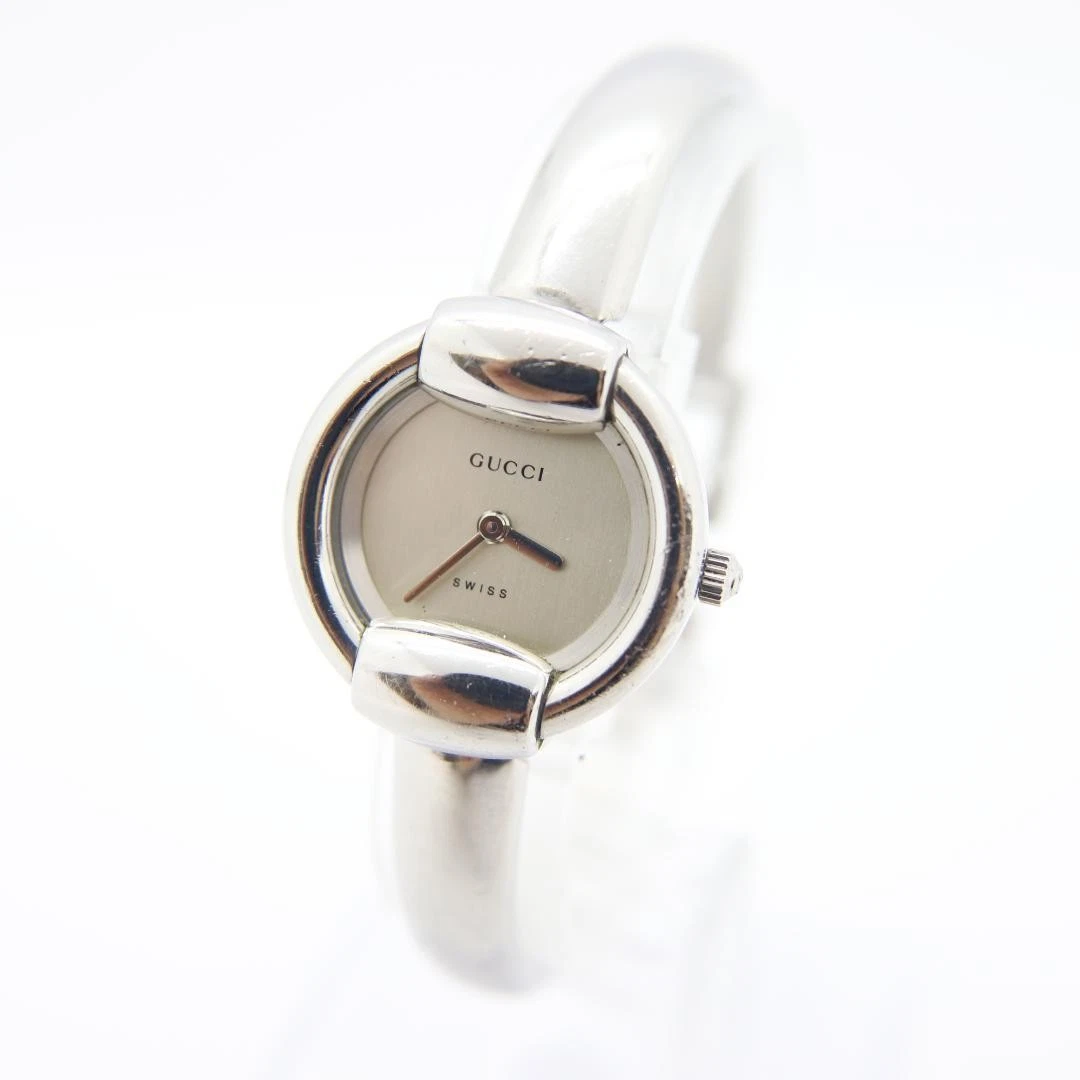 Montre Gucci 1400L Quartz Femme 25mm Argent Ronde Fabrication Suisse Vintage