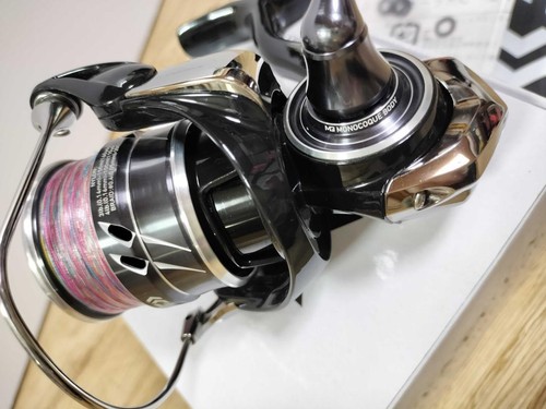Carrete giratorio Daiwa Tatula FC LT2500SS-H-QD negro con bolsa de almacenami... - Imagen 5 de 10