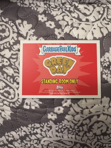 2024 Topps GPK Green Day cubo de basura niños habitación de pie solo negro 5/10 - Imagen 2 de 2