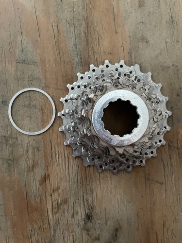 Shimano Dura-Ace CS-7700 Kassette 9-fach 11-23T HG Driver Rennrad