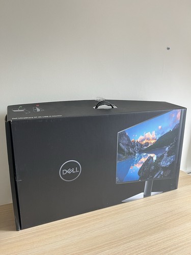 Dell U2720Q UltraSharp USB-C 27 Inch 4K UHD (3840x2160) Monitor - Picture 6 of 9