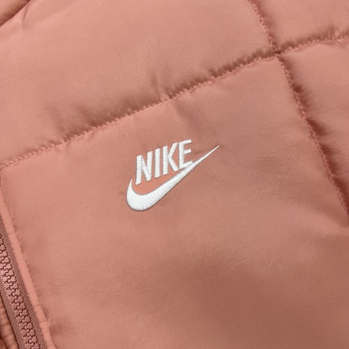 Nike Puffer Vest Size XL Womens Pink Sportswear Therma FIT Oversized Full Zip - Picture 11 of 15