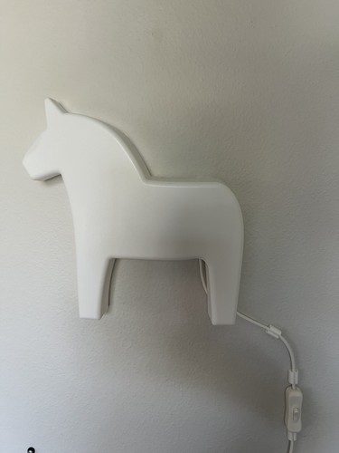 IKEA HÄSTHAGE Kinder LED Wandlampe, Dalapferd weiß 10x 10x2" NEU - Bild 2 von 3