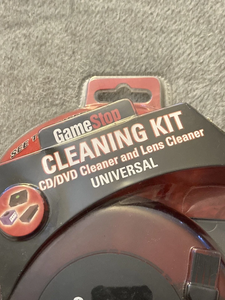 NEW Unopened Gamestop Cleaning Kit CD/DVD Cleaner And Lens Cleaner Universal - Image 2 of 4