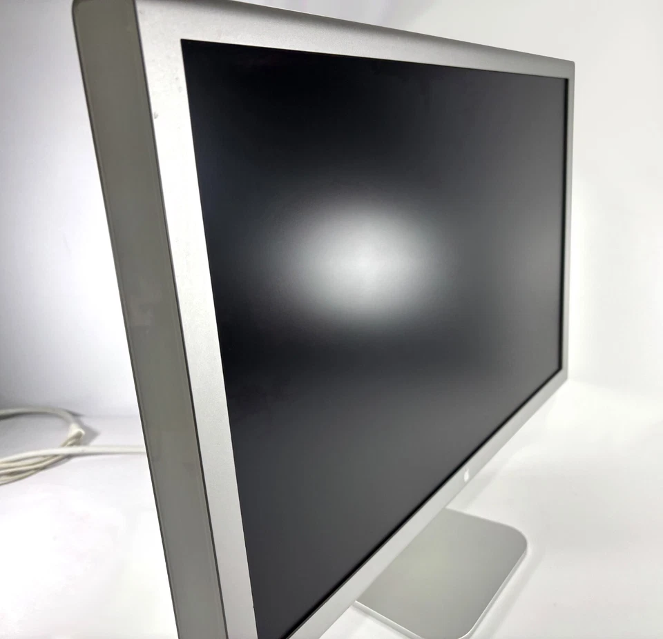 Untested - Apple 23" Cinema Display A1082 - No power brick - Image 2 of 4