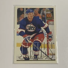 1995 Topps Deron Quint #258 Winnipeg Jets Vintage NHL Rookie RC