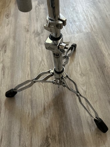 dw 9000 snare stand - Picture 6 of 6