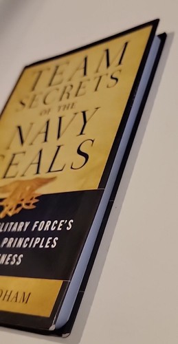 Team Secrets Of The Navy Seals - Hardcover By Anonymous - GOOD - Imagen 3 de 5
