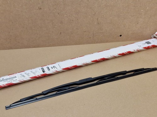 Toyota Hilux Mk8 Front Right Wiper Blade 2005-on 85212YZZAU Genuine NEW OEM - Picture 10 of 11
