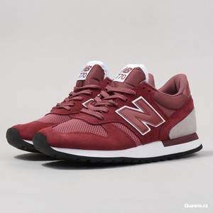 NEW Balance M770SPG BORGOGNA BORDEAUX Made in UK 7 USA 7.5 576 998 1500 Inghilterra OG NEW Balance M770SPG BORGOGNA BORDEAUX Made in UK 7 USA 7.5 576 998 1500 Inghilterra OG