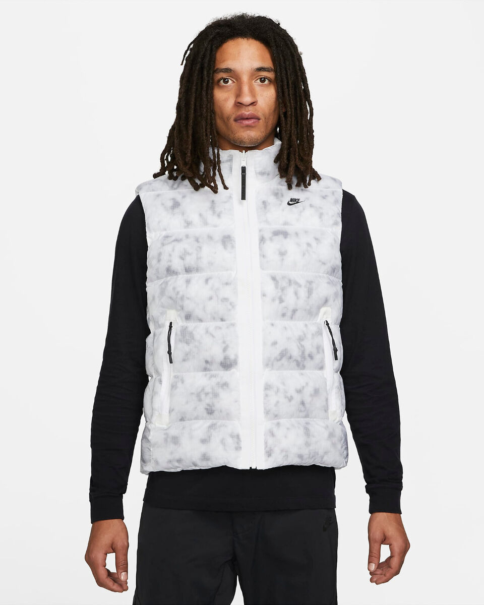 Nike Size L Sportswear Therma-FIT Tech Pack Men's Insulated Vest