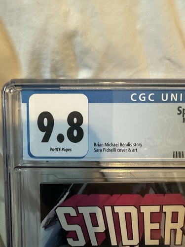 Spider-Man #12 Miles Morales & Gwen Stacy First Kiss Marvel 2017 NM CGC 9.8 - Bild 2 von 4