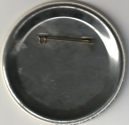 PRECIOUS MOMENTS celebrating 10yrs pinback vintage - Picture 2 of 2