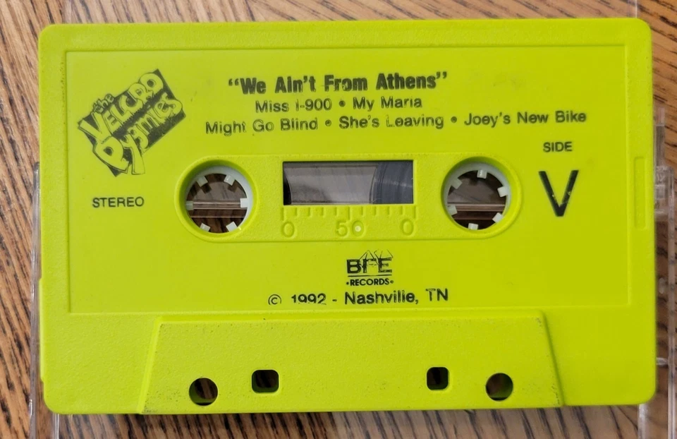 Rare Vel-Cro Pygmies We Ain't From Athens Signed Cassette Kentucky Hard Rock  - Imagem 3 de 4