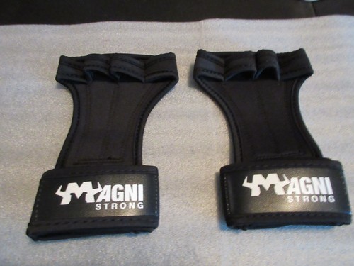 Fitness Gloves Weight Lifting Gym Workout Training Wrist Strap Fingerless L Blac - Picture 2 of 8