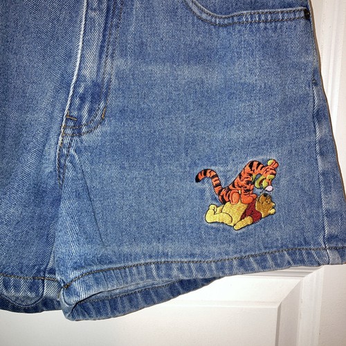 Winnie The Pooh Disney Vintage Embroidered Girls Denim Shorts Sz 7/8 - Picture 3 of 11