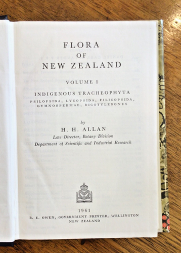 4 x FLORA of NEW ZEALAND: Vols I, II, III & Lichens, H.H. Allan et al, HB w DJ - Picture 6 of 11