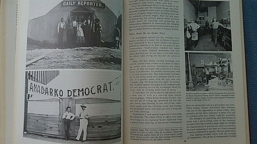 History of American Community Newspapers 1985 Hardcover Photos Small town Press - Picture 11 of 12
