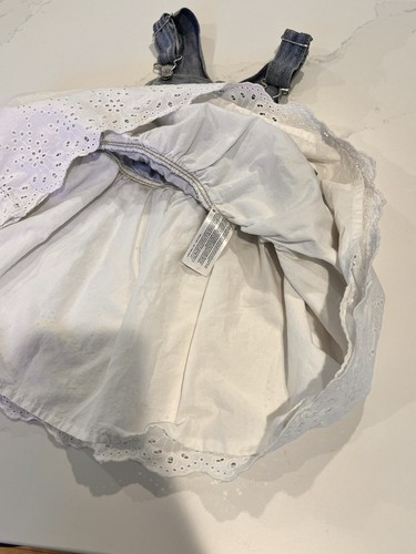 Beautiful Oshkosh Overall Dress White Eyelet Skirt Girls Size 4 4T Outfit Jean - Picture 6 of 7