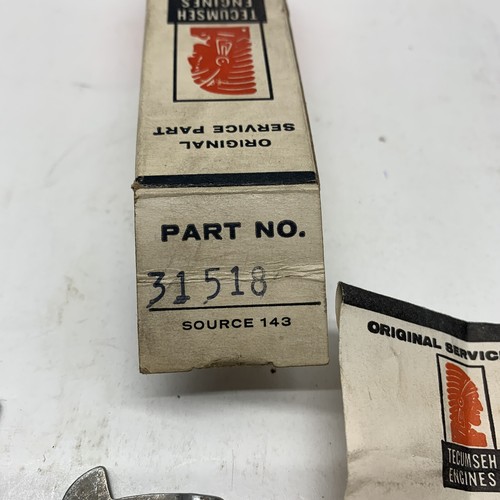 Genuine OEM Tecumseh 31518 Lever Kit  - Picture 5 of 6