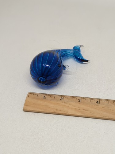Blauer mundgeblasener Glaswal Weihnachtsschmuck oder Sonnenfänger gerippt 4,5" lang - Bild 20 von 22