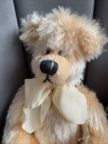 2 Russ Bears Desmond & Quigley - Picture 2 of 10
