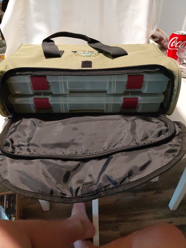 Cabela's Outdoor Soft Tackle Box grün Trinkflaschentaschen Canvas mit Behältern - Bild 4 von 5