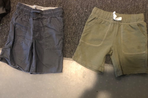 OshKosh/Carters Boys Shorts Size 5