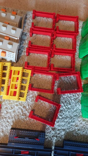 Vintage Tomy Trackmaster Blue Train Track Bundle 200 Pieces Accessories - Picture 5 of 15
