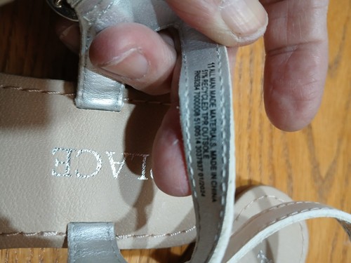 Girls Toddler Sandals With Backs Size 11 The Children's Place - Picture 4 of 5