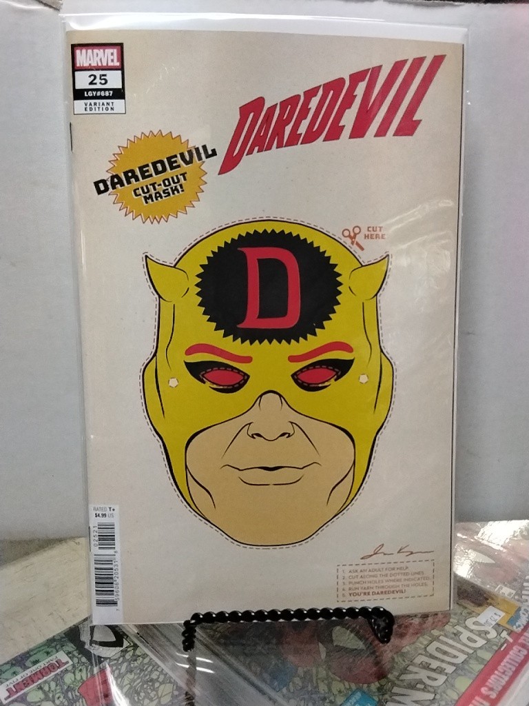 Daredevil #25 Retro Mask Variant 