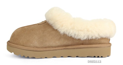 UGG Tazzette Chestnut Suede Fur Slippers Womens Size 8 *NEW* - Picture 3 of 7