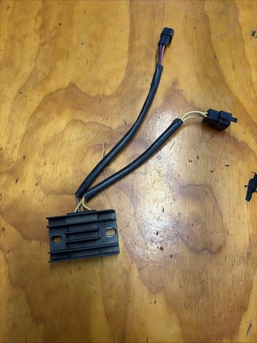 RECTIFIER ASSY *{DR-Z400EY/EK1/EK2/EK3/EK4}*