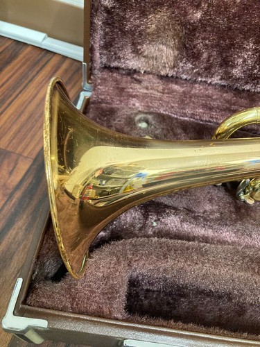 YAMAHA Trumpet YTR3320 Sound OK From Japan - Picture 8 of 10