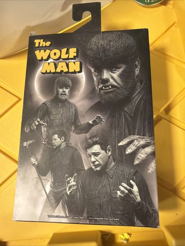 NECA Ultimate 7" Neu in OVP Black & White Version Monsters The Wolf Man Damaged - Bild 4 von 5