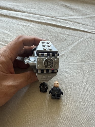 Lego Star Wars: Tie Advanced Prototype Microfighter 75128 - Picture 5 of 6
