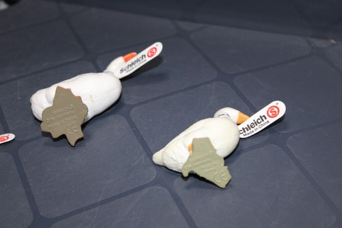 3 Schleich White Goose Geese Bird Farm Animals 13129 & 13130 New Free Shipping - Picture 9 of 10
