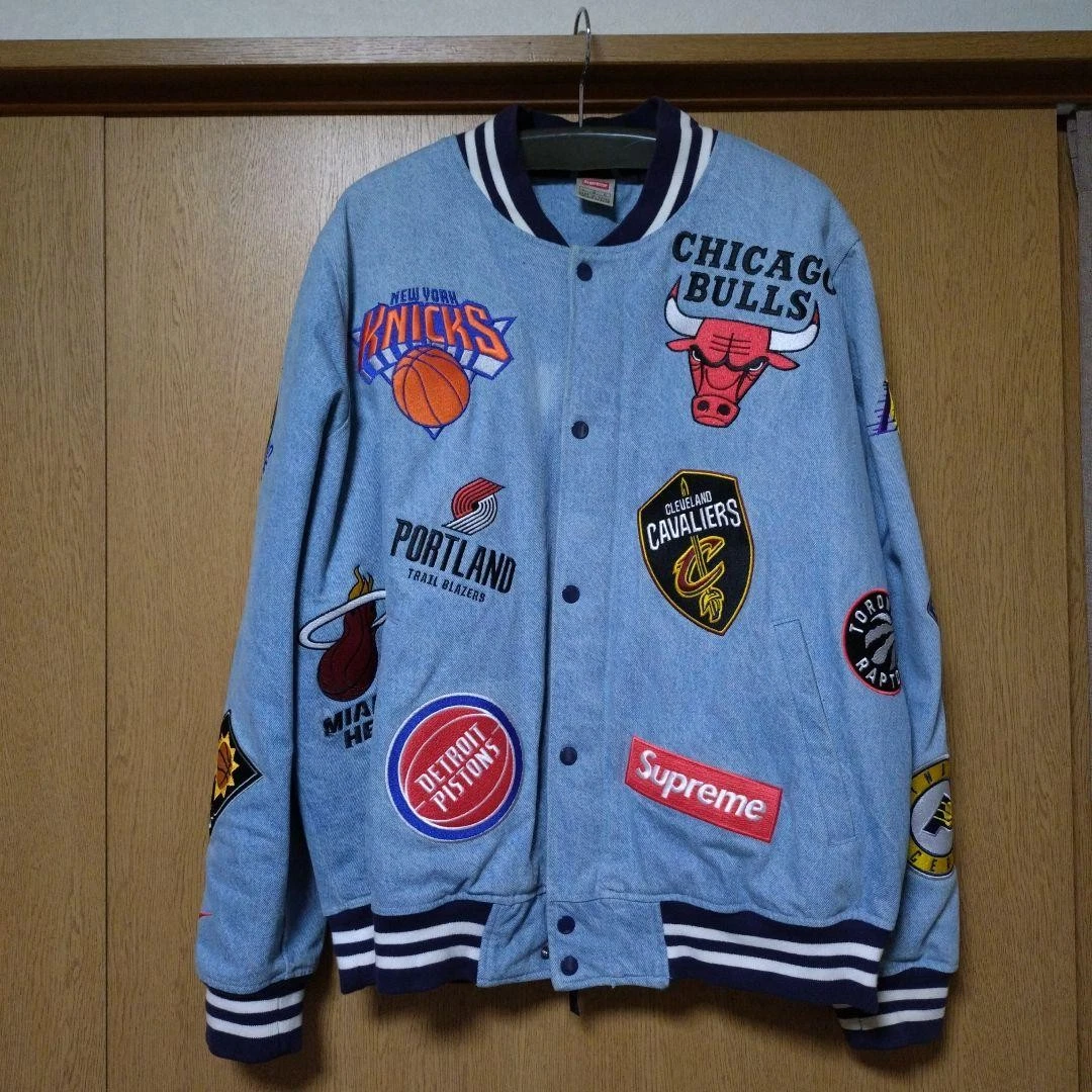 Veste Supreme NBA Stadium denim bleu brodé écussons équipe occasion