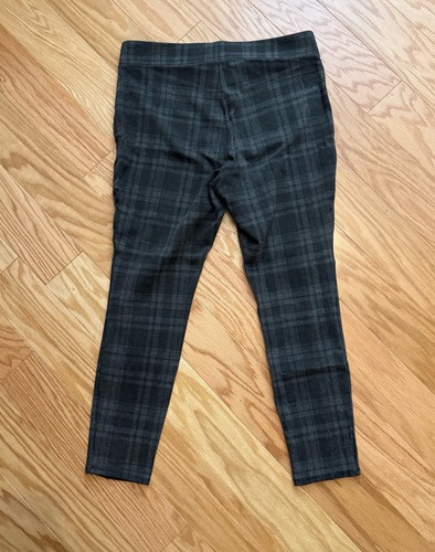 Time and Tru Women's Plaid Pants - Picture 2 of 2