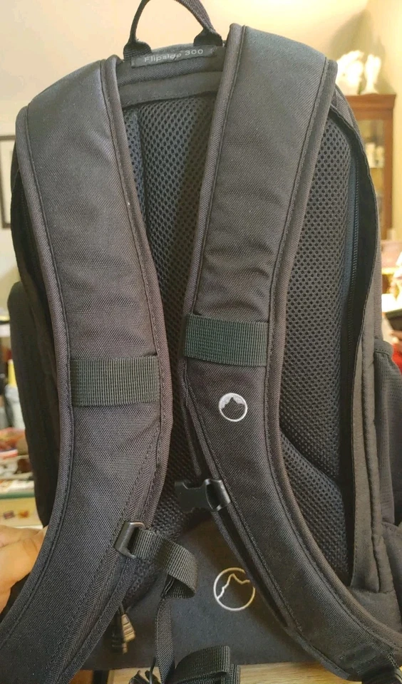 Lowepro Flipside 300 Padded DSLR Camera Backpack Original Version Black Modular - Image 2 of 3