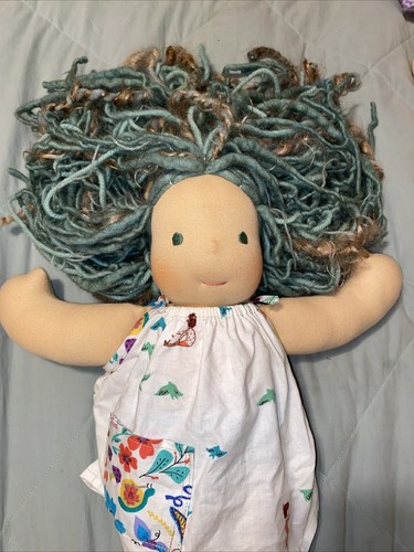 Very Rare green Hair / Eyes Rose Cheek Bamboletta Handmade Cuddle Doll Waldorf - Picture 2 of 8