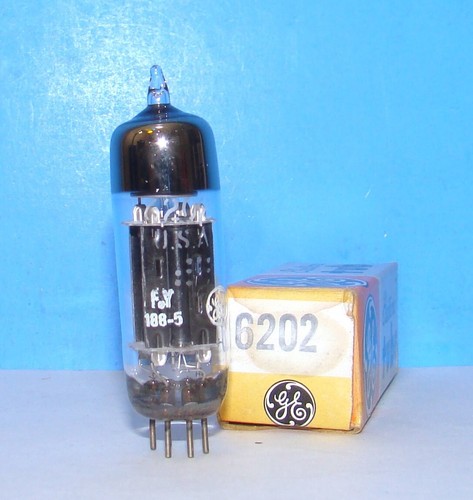 6202 GE NOS radio audio amplifier vacuum tube valve 6X4 6X4W EZ90 made in USA - Picture 2 of 3