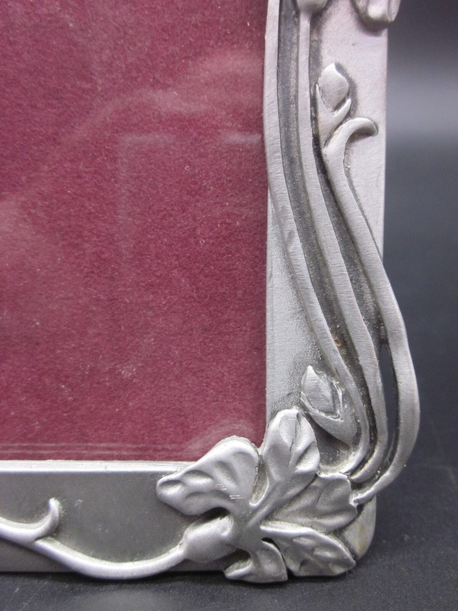 SEAGULL PEWTER Picture Frame Flowers 4