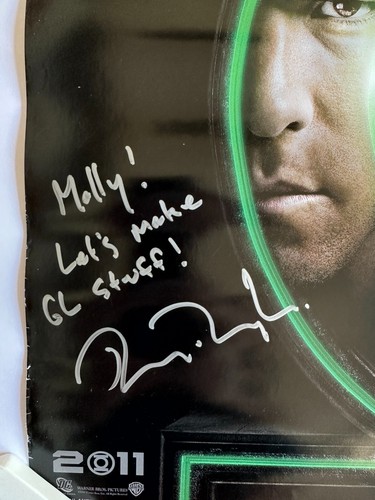 RYAN REYNOLDS SIGNED Green Lantern 13.5x19 Movie Poster SDCC RARE - Picture 2 of 3