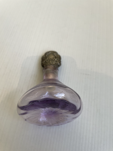 ANTIQUE Purple Glass Perfume Bottle w 1870's Silver Plated Stopper - Picture 5 of 5