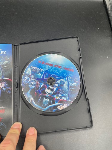 The NIGHTMARE BEFORE CHRISTMAS 3-D  PRESS KIT BOOKLET PHOTO DVD - Picture 5 of 9