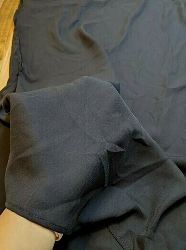 Torrid Neu mit Etikett Dolman schwarzes Oberteil Bluse mit Reißverschluss vorne Größe 00 UVP 38,50 $ - Bild 4 von 8